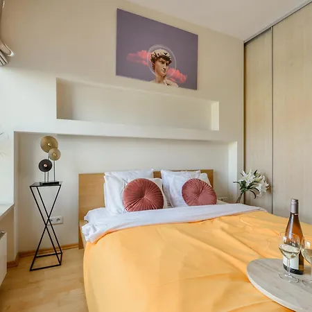 Lumina I 2br Near Centrum Nauki Kopernik I Balcony I Parking Apartment *
