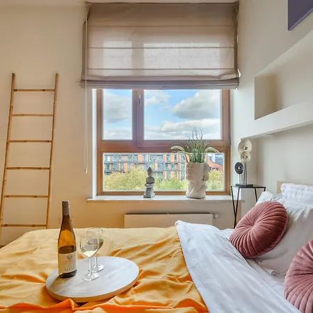 Lumina I 2br Near Centrum Nauki Kopernik I Balcony I Parking Apartment Warschau